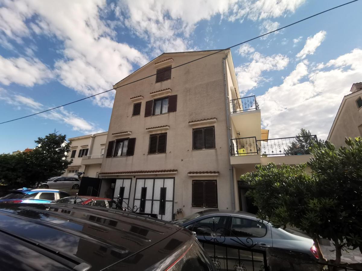 Guest House Dijana Кралевица Екстериор снимка