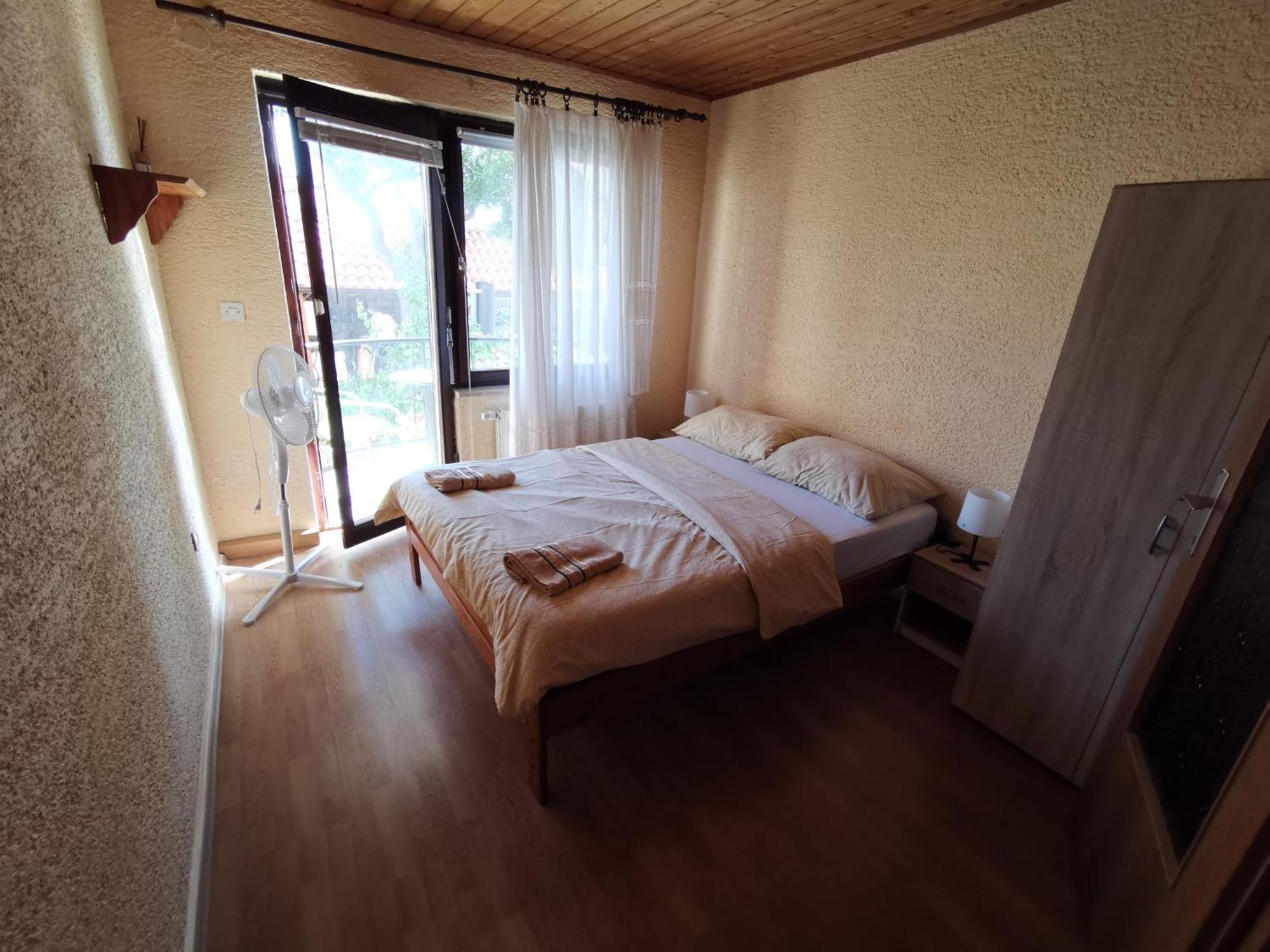 Guest House Dijana Кралевица Екстериор снимка